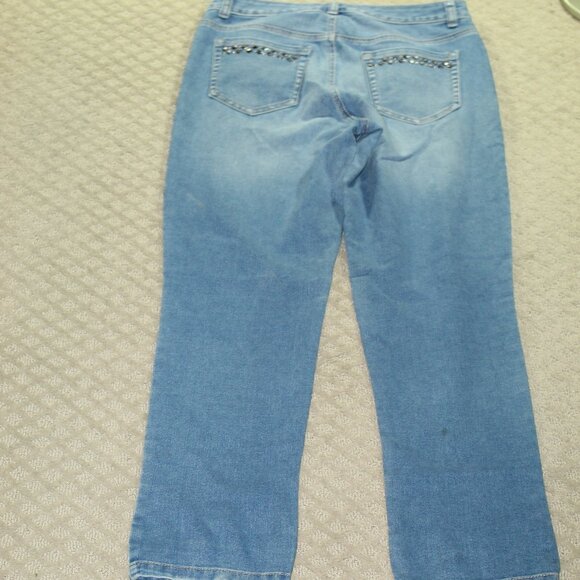 Style&co. Boyfriend Jeans Women's 6 Blue Medium Wash Denim Stretch Zip Fly - Picture 2 of 9